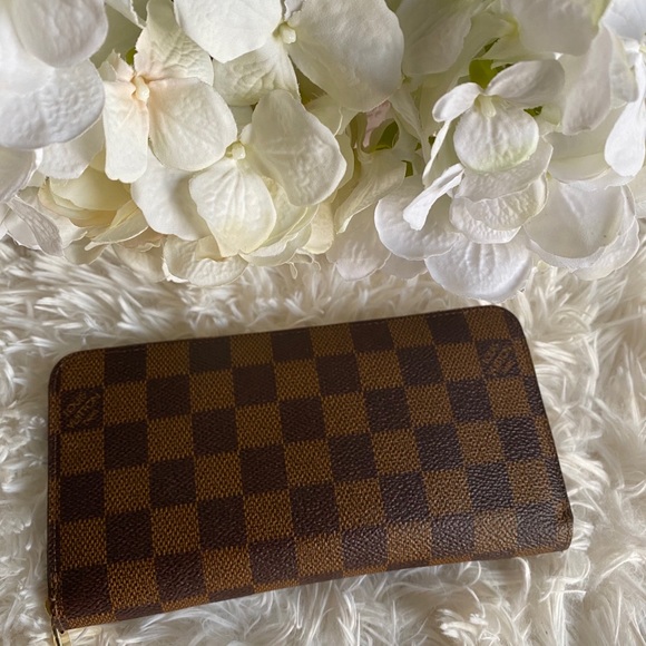 ❌Sold❌💯 Authentic Zippy Wallet.❤️💗 - Picture 13 of 13